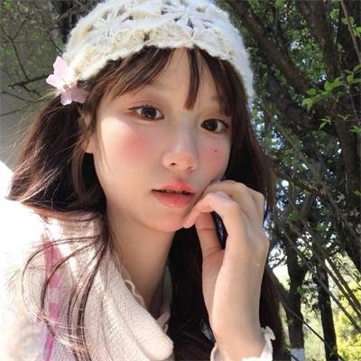 劳拉·马尔斯的眼睛